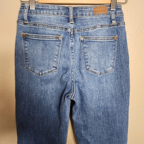 Judy Blue Womens Medium Wash Mid Rise Destructed Hem Slim Fit Jeans |3/26| - Picture 9 of 11